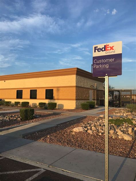 US. (800) 463-3339. Get Directions. Distance: 5.53 mi. Looking for FedEx shipping in Galesburg? Visit Allegra Shipcenter, a FedEx Authorized ShipCenter, at 439 N Henderson St for FedEx Express & Ground package drop off, pickup, supplies, and packing services.